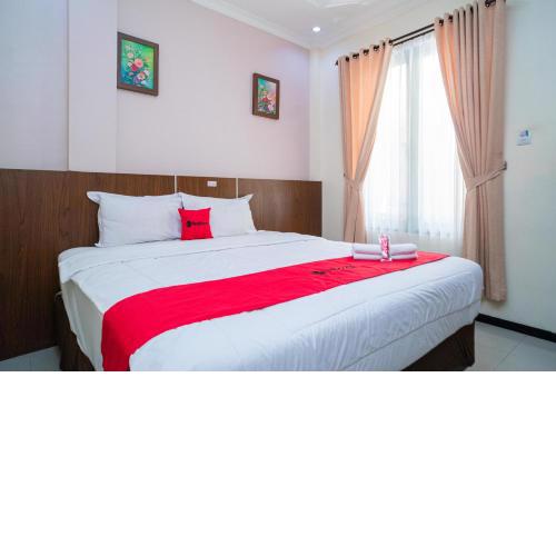 RedDoorz Plus Syariah @ Jalan Dokter Wahidin Bojonegoro