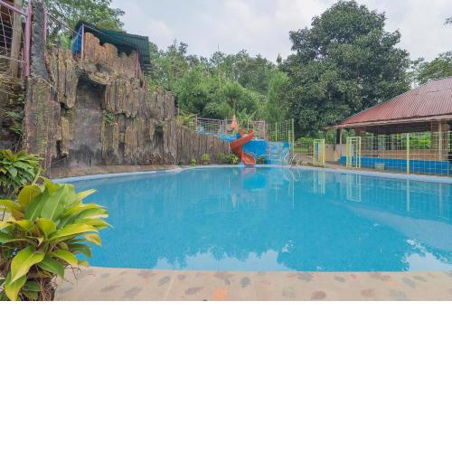 RedDoorz Resort Syariah @ Batu Apung Purwakarta