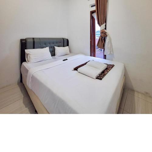 RedDoorz Syariah at Galliano Homestay Bukittinggi