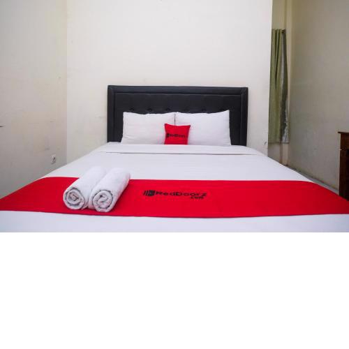 RedDoorz Syariah at Griya Hanum Condoongcatur