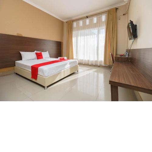 RedDoorz Syariah At Hotel Putri Gading Bengkulu