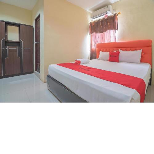 RedDoorz Syariah At Jalan cilik Riwut Kapuas