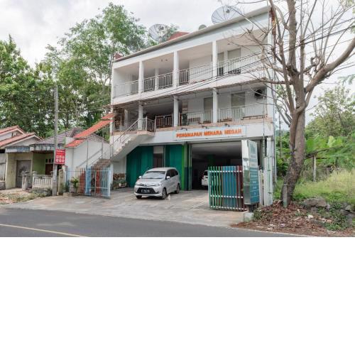 RedDoorz Syariah at Pantai Pelabuhan Ratu