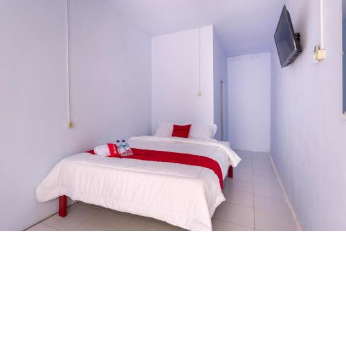 RedDoorz Syariah @ Bondowoso City Center