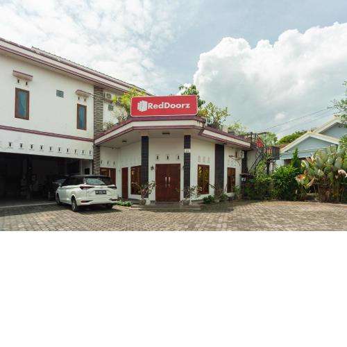 RedDoorz Syariah @ Jalan Panglima Polim Lampung