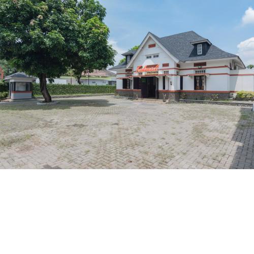 RedDoorz Syariah @ Kolonial Guest House
