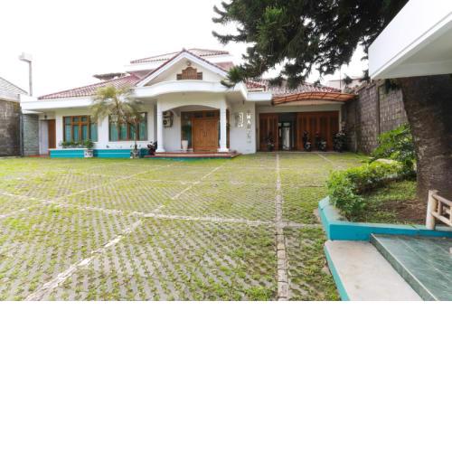 RedDoorz Syariah near Alun Alun Magelang Bayeman