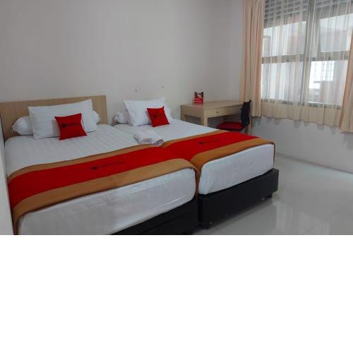 RedDoorz Syariah near Banda Aceh Convention Hall