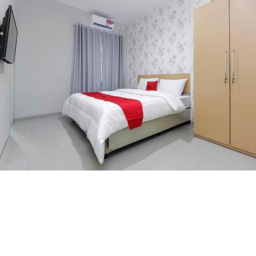RedDoorz Syariah near Metropolitan Mall Bekasi