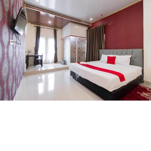 RedDoorz Syariah near Minangkabau International Aiport