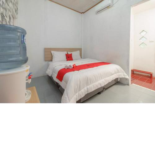 RedDoorz Syariah near Paradiso Beach Sabang