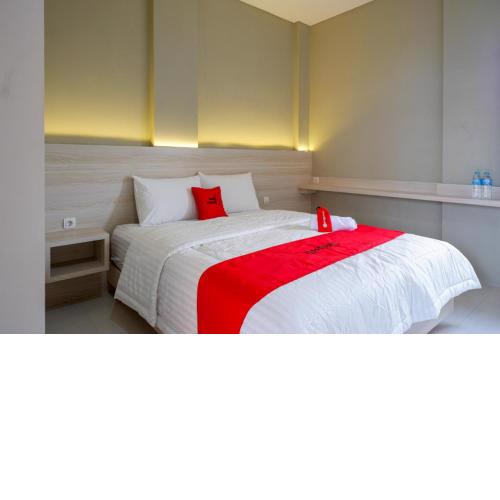 RedDoorz Syariah near PRPP Semarang