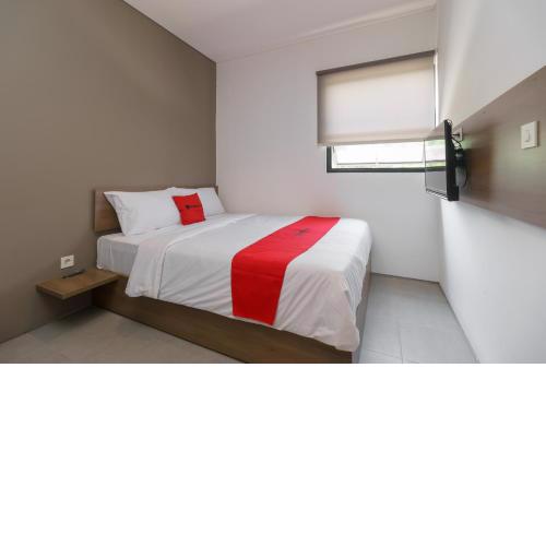 RedDoorz Syariah near Rumah Sakit Medika Dramaga