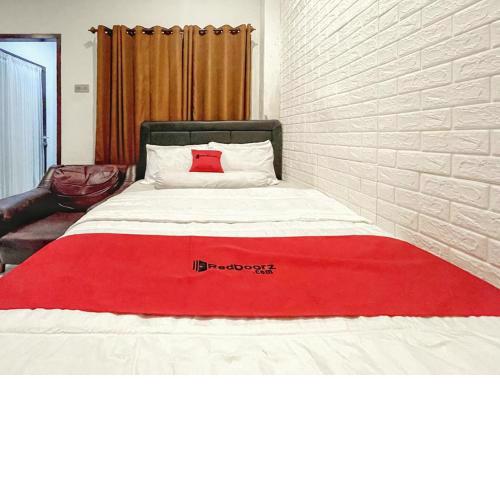 RedDoorz Syariah near Siloam Hospital Mataram