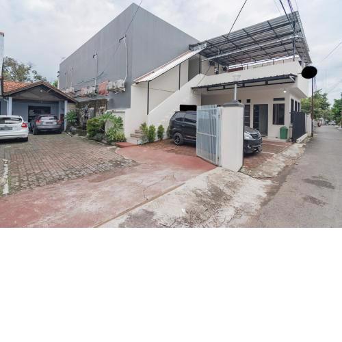 RedDoorz Syariah near Stasiun Cianjur