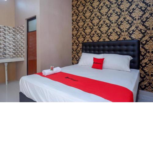 RedDoorz Syariah near Stasiun Gumilir Cilacap