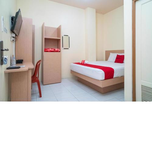 RedDoorz Syariah near Taman Siring 2