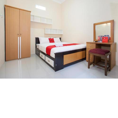 RedDoorz Syariah near UNTAG Banyuwangi