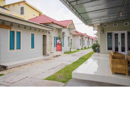 RedDoorz Syariah near Watervang Lubuk Linggau 2