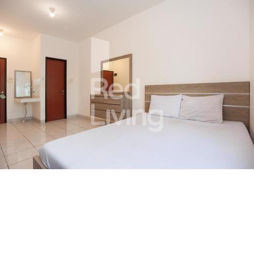 RedLiving Apartemen EcoHome - DeLouvre Tower A Suginoki