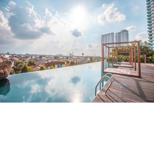 RedLiving Apartemen Grand Kamala Lagoon - Realty Pro Tower Barclay North