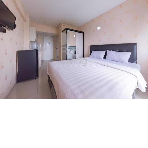 RedLiving Apartemen Grand Sentraland - Dragon Apartel Tower Pink