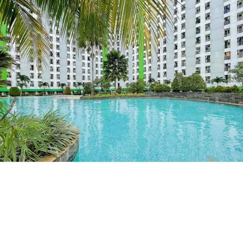 RedLiving Apartemen Green Lake View Ciputat - Hanna Property Tower B