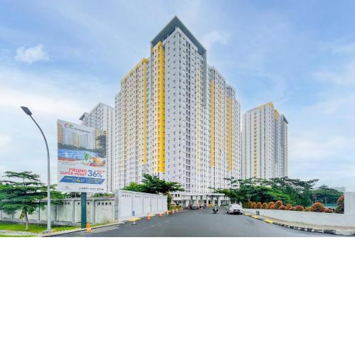 RedLiving Apartemen Springlake Summarecon - Happy Rooms Tower Elodea with Netflix