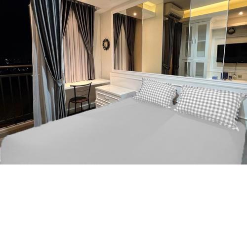 RedLiving Apartemen Transpark Cibubur - Ens Room
