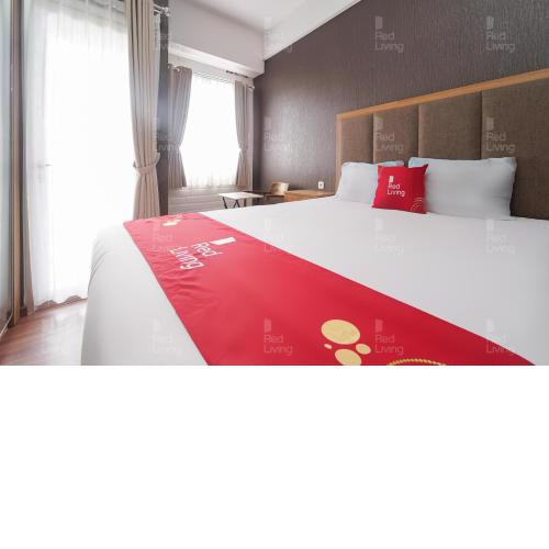 RedLiving Apartemen Transpark Juanda - Kamarku Tower Jade with Netflix