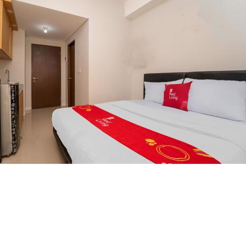 RedLiving Apartemen Transpark Juanda - Premium Property