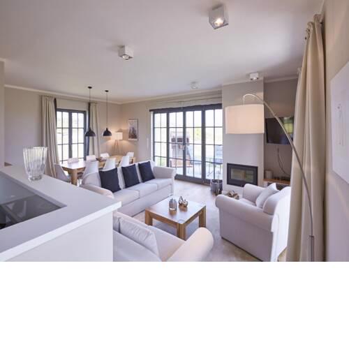 Reetland am Meer Luxus Reetdachvilla mit 3 Schlafzimmern, Sauna und Kamin