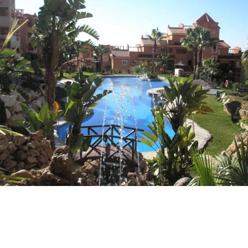 Relax cerca campos de golf y playa, familiar
