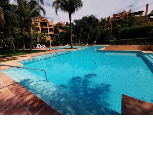 Renovated-Lovely El Rosario 2 Bedroom Apartment