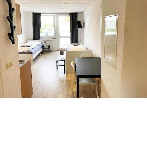 Renovierte Work & Stay Apartments mit Balkon in Bitterfeld-Wolfen