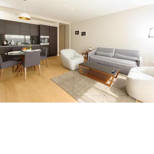 Residence by Vestibul Palace