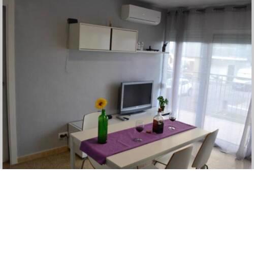 Residencial Costamar next Bcn, 50m beach with swimmingpool