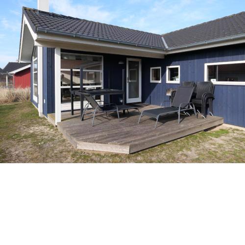 Resort 1 Surfer's Residence E 159