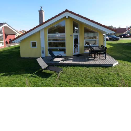 Resort 2 Beach House B 2