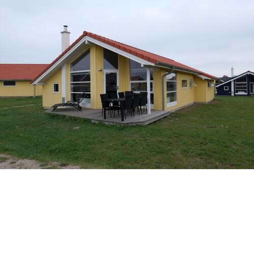 Resort 2 Beach House B 47