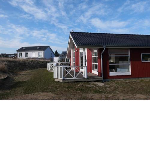 Resort 2 Beach House B 6