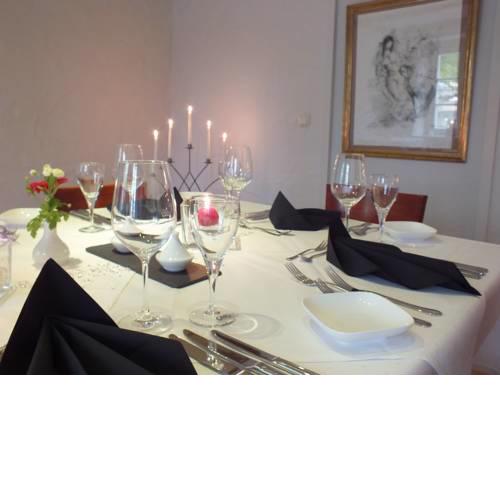 Rezas Bistro Restaurant Gästehaus