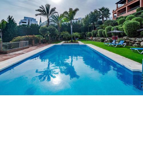 RF- Cozy 2 bedroom apartment next to golf