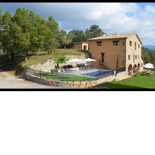 Ripoll Villa Sleeps 16 with Pool