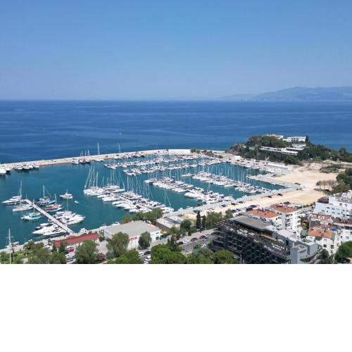 Risus Garden Marina Hotel