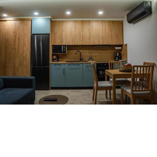RITUAL Apartment - 20m from the sea
