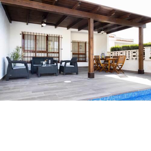 Riumar "Cavina", 500m to beach, private pool, On-Site-Service, dog beach