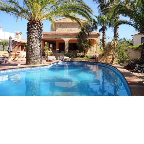Riumar "Pedro", 270m to beach, private pool, On-Site-Service, dog beach