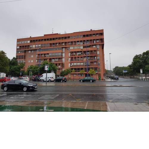 Riverside Albero Plaza de Armas