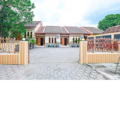 Riverside Homestay Jogja